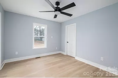 1010 E Catawba Street, Lincolnton, NC 28092 - Photo 15