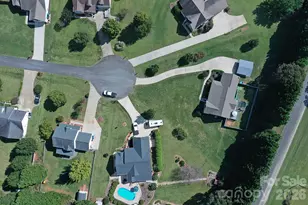 5505 Creek Point Dr, Hickory, NC 28601 - Photo 11