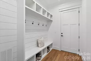 1714 Seifert Cir, Charlotte, NC 28205 - Photo 15