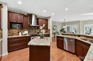 6711 Lyndonville Dr, Charlotte, NC 28277 - Photo 19