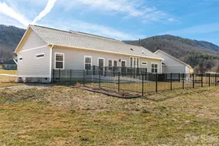 90 Saddle Club Ln, Hendersonville, NC 28739 - Photo 41