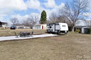 508 American Legion Rd, Greer, SC 29651 - Photo 41