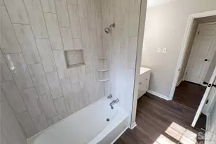 7700 Meadowdale Ln, Charlotte, NC 28212 - Photo 17