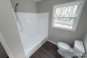 7700 Meadowdale Ln, Charlotte, NC 28212 - Photo 21