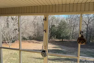 411 27th Ave Cir NW, Hickory, NC 28601 - Photo 11