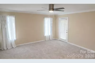 411 27th Avenue Circle NW, Hickory, NC 28601 - Photo 35