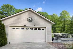 411 27th Ave Cir NW, Hickory, NC 28601 - Photo 15