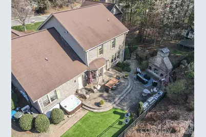 4852 Brookridge Drive NE, Hickory, NC 28601 - Photo 7