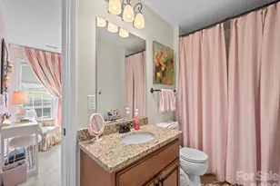 4852 Brookridge Dr NE, Hickory, NC 28601 - Photo 47