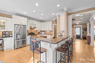 4852 Brookridge Dr NE, Hickory, NC 28601 - Photo 27