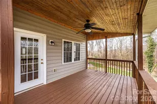 2640 Ironwood Dr, Hickory, NC 28602 - Photo 33