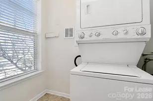 1654 Walnut View Dr, Charlotte, NC 28208 - Photo 19