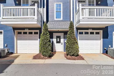 1654 Walnut View Drive, Charlotte, NC 28208 - Photo 3