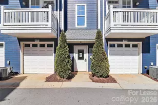 1654 Walnut View Dr, Charlotte, NC 28208 - Photo 3