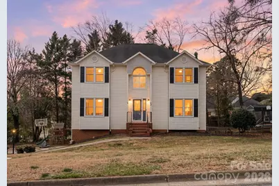 22 31st Avenue Court NE, Hickory, NC 28601 - Photo 1