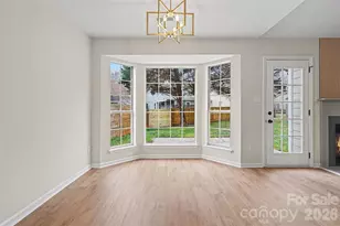 10327 Creswell Ct, Charlotte, NC 28215 - Photo 11