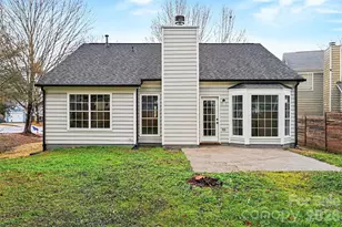 10327 Creswell Ct, Charlotte, NC 28215 - Photo 31