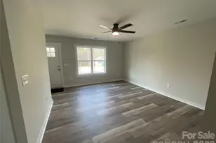 159 W Pine St, Norwood, NC 28128 - Photo 3