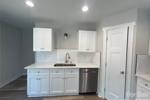 159 W Pine St, Norwood, NC 28128 - Photo 9