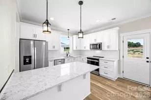 1004 Speight Rd, Albemarle, NC 28001 - Photo 9