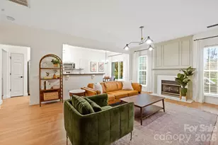 885 Autumn Rain Ln, Charlotte, NC 28209 - Photo 3