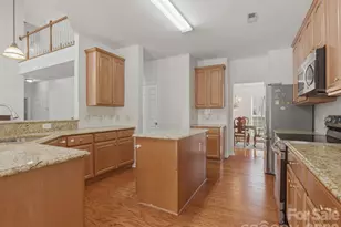 6017 Lowergate Dr, Waxhaw, NC 28173 - Photo 11