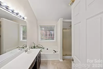 14339 Crown Harbor Drive, Charlotte, NC 28278 - Photo 17