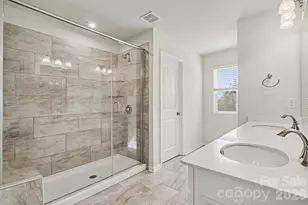 8109 Overmeadow Ln, Charlotte, NC 28269 - Photo 25