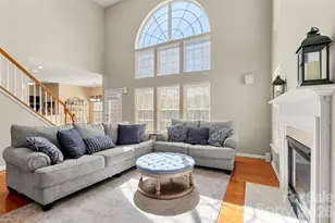 9222 Hickory Tree Ln, Charlotte, NC 28277 - Photo 11