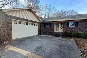 8422 Wonderwood Ln, Harrisburg, NC 28075 - Photo 3