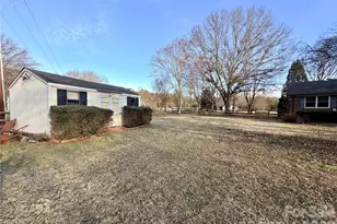 8422 Wonderwood Ln, Harrisburg, NC 28075 - Photo 29