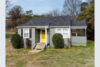 3133 Columbus Circle, Charlotte, NC 28208 - Photo 3