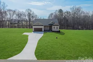 121 Juniper Rd, Mooresville, NC 28115 - Photo 3