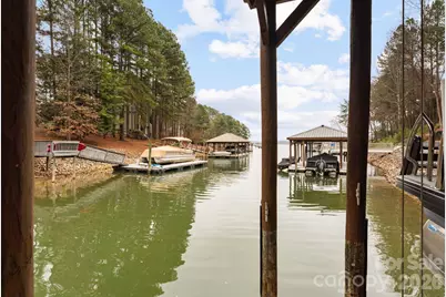 9156 Fair Oak Drive, Sherrills Ford, NC 28673 - Photo 41