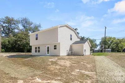 300 Elm Street, Lancaster, SC 29720 - Photo 5