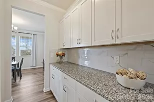 8818 Addingham Dr, Charlotte, NC 28269 - Photo 5