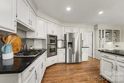 5606 Hillingdon Road, Charlotte, NC 28226 - Photo 9