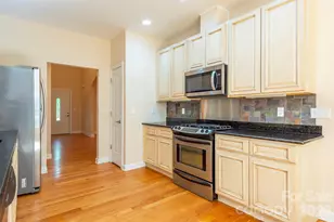 75 Noble Rd, Fairview, NC 28730 - Photo 15