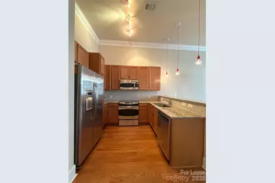 2810 Selwyn Avenue #425, Charlotte, NC 28209 - Photo 3