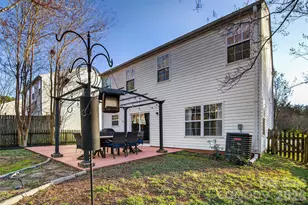 8704 Laurel Run Dr, Charlotte, NC 28269 - Photo 15