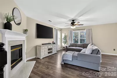 8704 Laurel Run Drive, Charlotte, NC 28269 - Photo 3