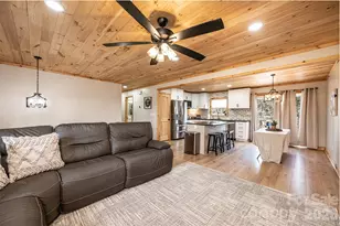 110 Windsor St, Connelly Springs, NC 28612 - Photo 3