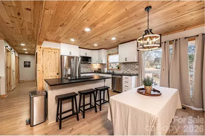 110 Windsor Street, Connelly Springs, NC 28612 - Photo 5