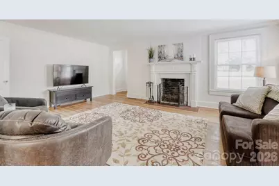 639 E Iredell Avenue, Mooresville, NC 28115 - Photo 5