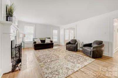 639 E Iredell Avenue, Mooresville, NC 28115 - Photo 7