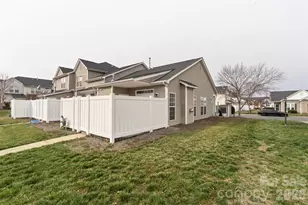 4063 Ctr Pl Dr, Harrisburg, NC 28075 - Photo 33