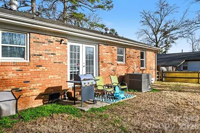 537 Kentbrook Drive, Charlotte, NC 28213 - Photo 17