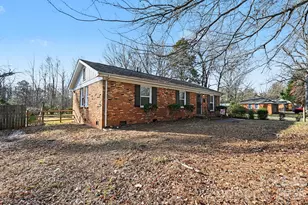 537 Kentbrook Dr, Charlotte, NC 28213 - Photo 19