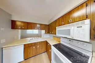 7344 Pebblestone Dr, Charlotte, NC 28212 - Photo 3