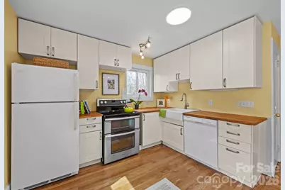 93 Wanoca Avenue, Asheville, NC 28803 - Photo 9